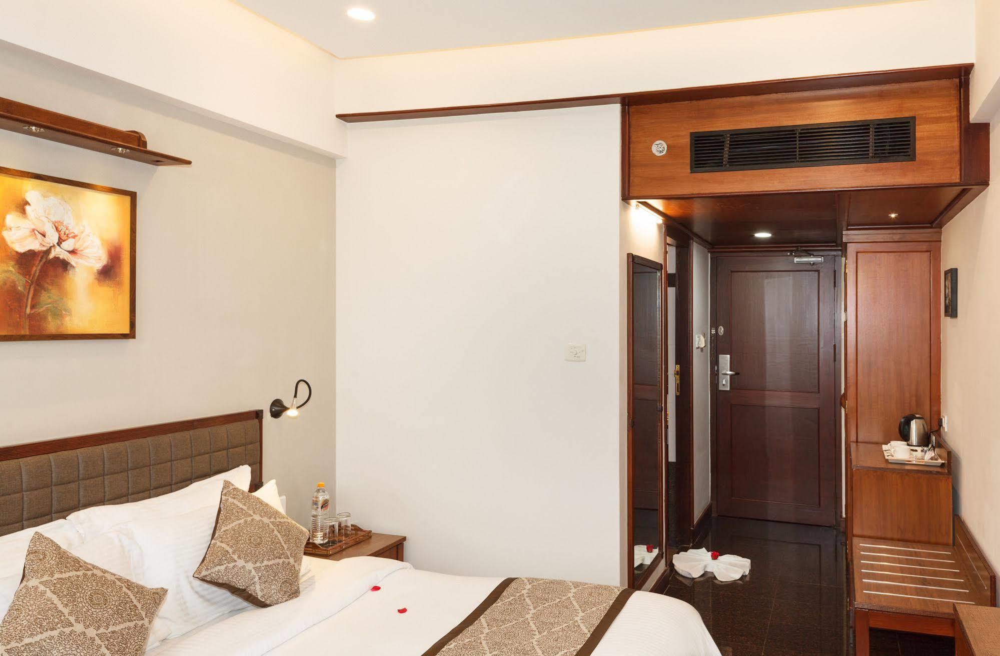Keys Select By Lemon Tree Hotels, Malabar Gate, Calicut Eksteriør billede